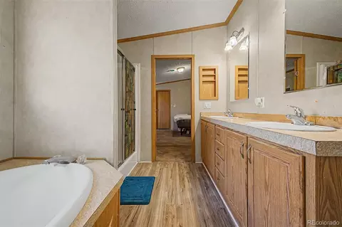 4211 E 100th Ave, Thornton, CO 80229 photo 14