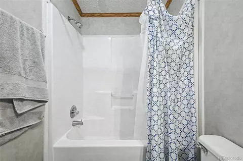 4211 E 100th Ave, Thornton, CO 80229 photo 21