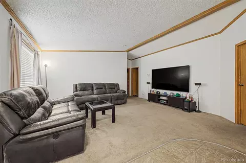 4211 E 100th Ave, Thornton, CO 80229 photo 7