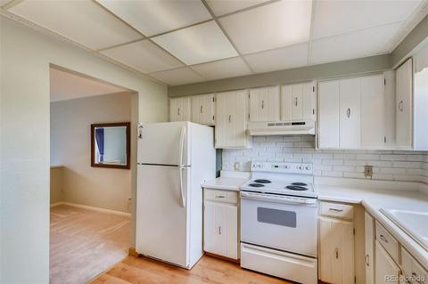 7322 E Princeton Ave, Denver, CO 80237 photo 2