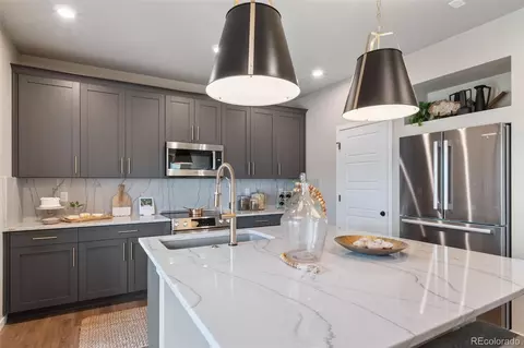 Kitchen - 21782 E 46th Pl, Aurora, CO 80019 photo 4 of 6