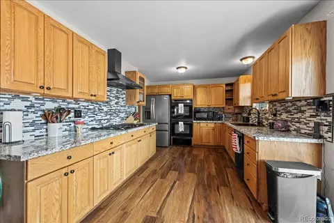 Kitchen - 214 Johnson St, Frederick, CO 80530 photo 2 of 4