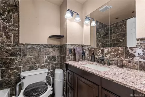 Bath - 214 Johnson St, Frederick, CO 80530 photo 2 of 3