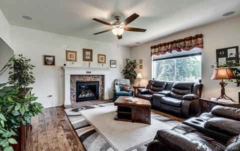 4714 Scenic Ave, Longmont, CO 80504 photo 9