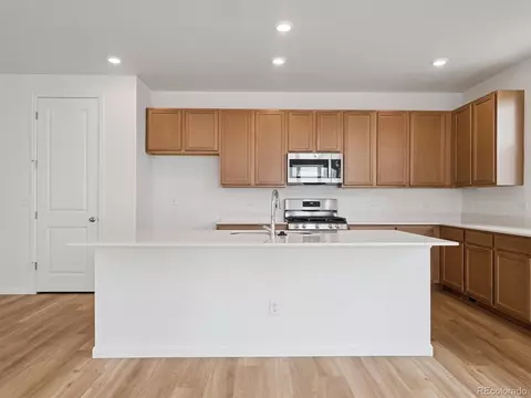 Kitchen - 45946 Gentry Ave, Bennett, CO 80102 photo 2 of 2