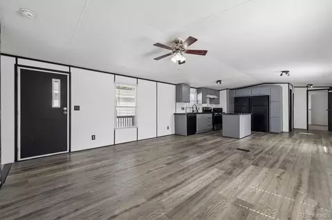 17553 E 17th Pl, Aurora, CO 80011 photo 4