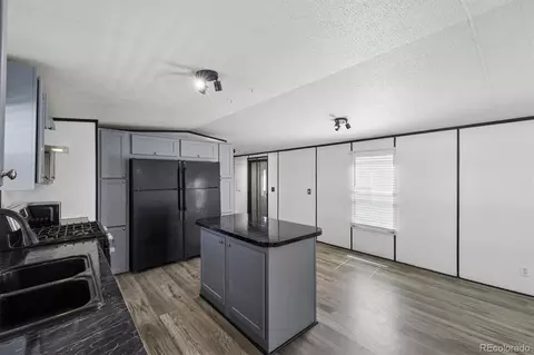 17553 E 17th Pl, Aurora, CO 80011 photo 8