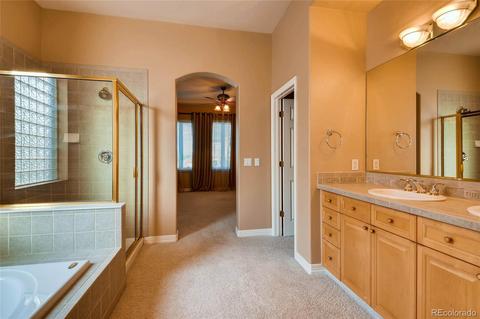 22540 E Peakview Dr, Aurora, CO 80016 photo 13