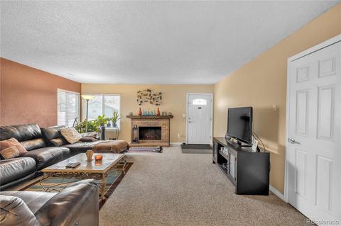 16885 E Kenyon Dr, Aurora, CO 80013 photo 5