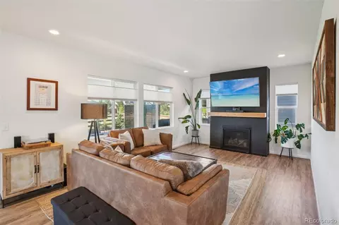 Living - 7105 E 116th Cir, Denver, CO 80233 photo 1 of 2