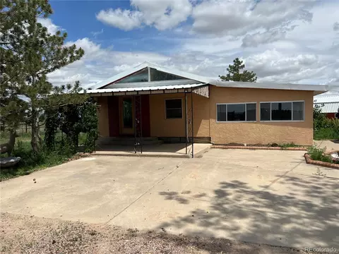43951 Undercliffe Rd, Avondale, CO 81022