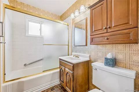 Bath - 10209 W 68th Ave, Arvada, CO 80004 photo 1 of 1
