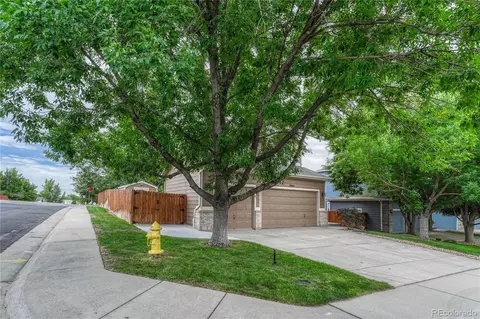 19411 E Hamilton Pl, Aurora, CO 80013 photo 2