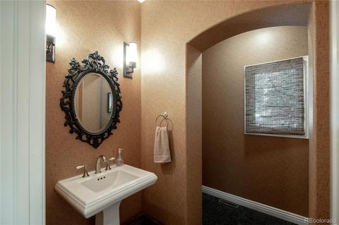 8643 E Iliff Dr, Denver, CO 80231 photo 17