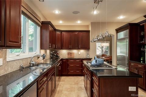 8643 E Iliff Dr, Denver, CO 80231 photo 13