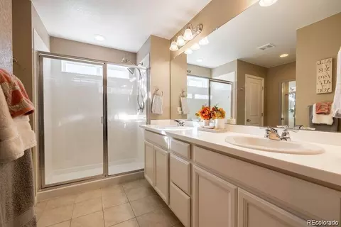 Bath - 27827 E 8th Ave, Aurora, CO 80018 photo 1 of 4