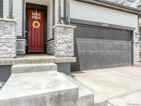 Exterior - 27827 E 8th Ave, Aurora, CO 80018 photo 3 of 11