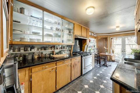 2590 Cherry St, Denver, CO 80207 photo 11