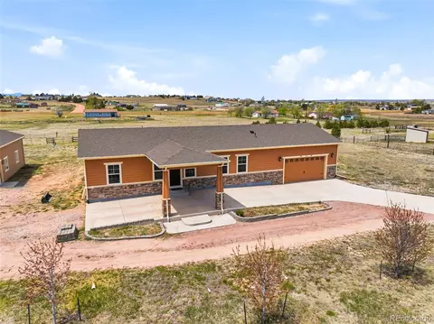 Exterior - 4080 Murr Rd, Peyton, CO 80831 photo 3 of 17
