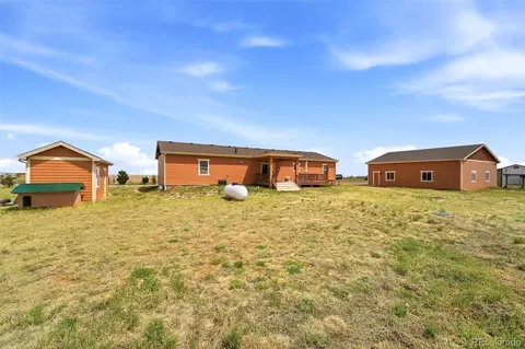 Exterior - 4080 Murr Rd, Peyton, CO 80831 photo 11 of 13