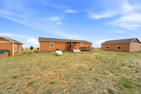 Exterior - 4080 Murr Rd, Peyton, CO 80831 photo 9 of 13