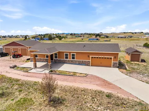 Exterior - 4080 Murr Rd, Peyton, CO 80831 photo 1 of 17