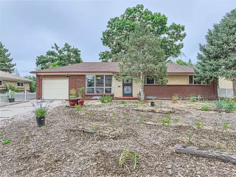 384 Fulton St, Aurora, CO 80010