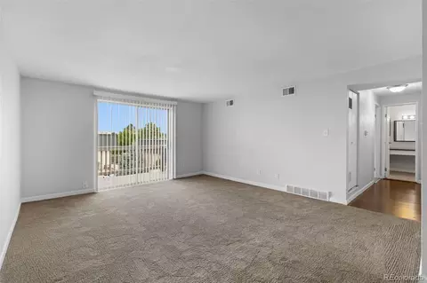 Living - 209 E Highline Cir #302, Centennial, CO 80122 photo 2 of 4