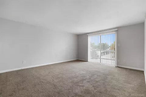 Living - 209 E Highline Cir #302, Centennial, CO 80122 photo 3 of 4