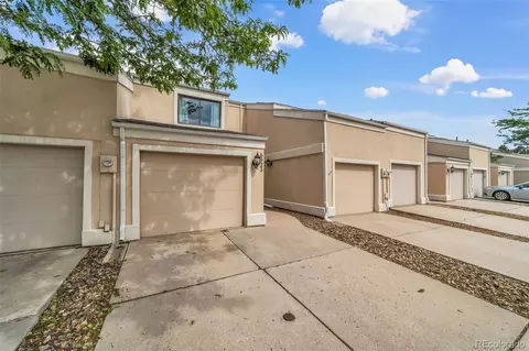 6925 Gayle Lyn Ln, Colorado Springs, CO 80919
