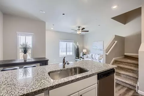 129 Robin Rd, Johnstown, CO 80534 photo 5