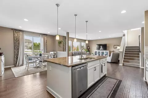 Kitchen - 20195 E Fair Ln, Centennial, CO 80016 photo 6 of 6