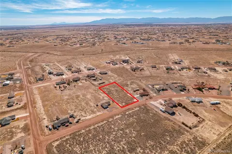 1464 E Gem Dr, Pueblo, CO 81007