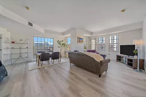 300 W 11th Ave #6H, Denver, CO 80204