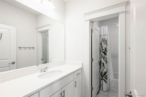 10470 E 26th Ave, Aurora, CO 80010 photo 23
