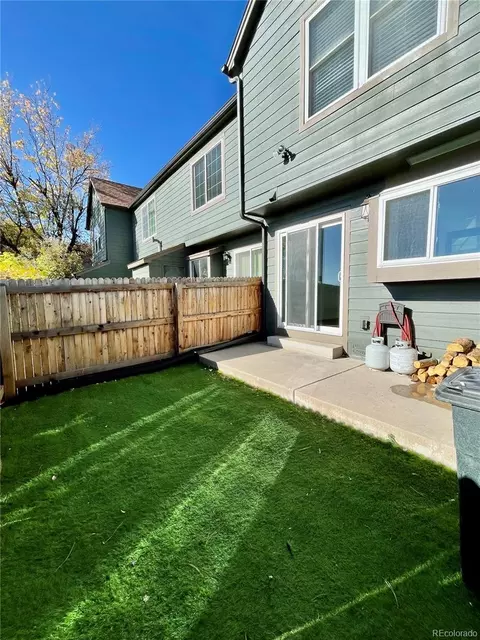 Exterior - 17437 E Rice Cir #B, Aurora, CO 80015 photo 2 of 3