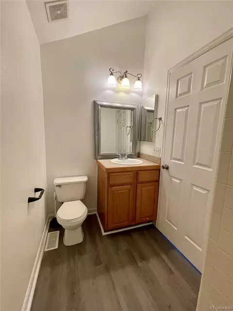 Bath - 17437 E Rice Cir #B, Aurora, CO 80015 photo 4 of 4