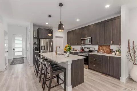 21451 E 60th Ave, Aurora, CO 80019 photo 9