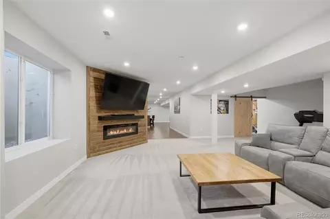 12568 Beacon St, Longmont, CO 80504 photo 32