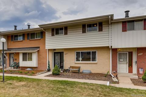 9297 E Oxford Dr, Denver, CO 80237 photo 6