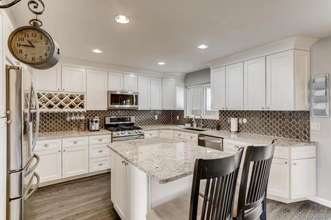 9297 E Oxford Dr, Denver, CO 80237 photo 2