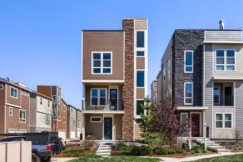 2571 Palau Way, Castle Rock, CO 80109