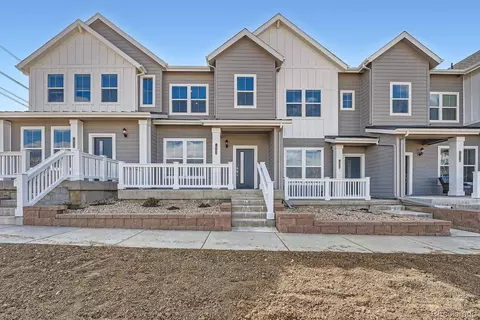 1942 S Haleyville Way, Aurora, CO 80018