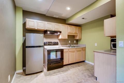 8043 E Harvard Cir, Denver, CO 80231 photo 22