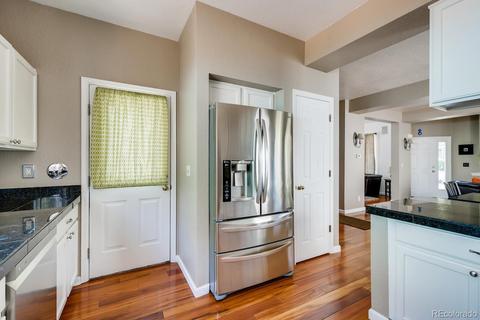 8043 E Harvard Cir, Denver, CO 80231 photo 9