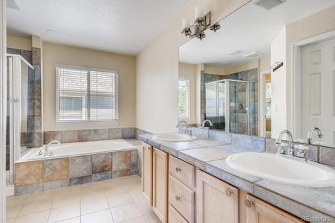 8043 E Harvard Cir, Denver, CO 80231 photo 16