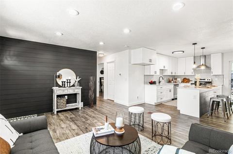 8755 Everett Cir, Arvada, CO 80005 photo 8