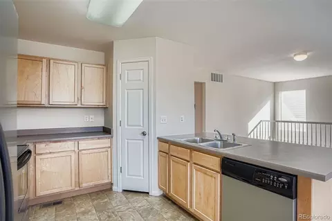 18649 E 46th Pl, Denver, CO 80249 photo 3
