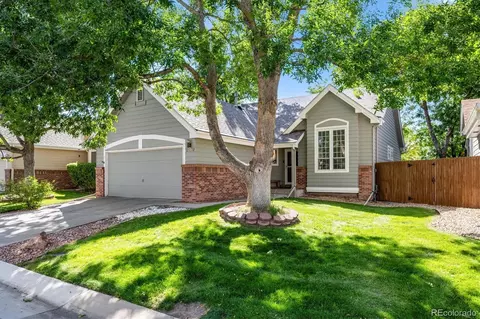 2279 S Joliet Way, Aurora, CO 80014