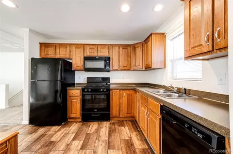574 4th St, Bennett, CO 80102 photo 8